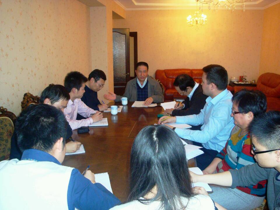 1972184980953694208.jpg 兴华矿业管理公司召开工程进度协调会加快推进吉国矿产资源开发.jpg