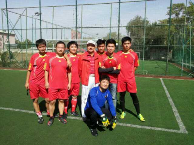 1972186866192678912.jpg 董事长陈茂春出席驻吉国使馆中秋国庆联谊会2.jpg