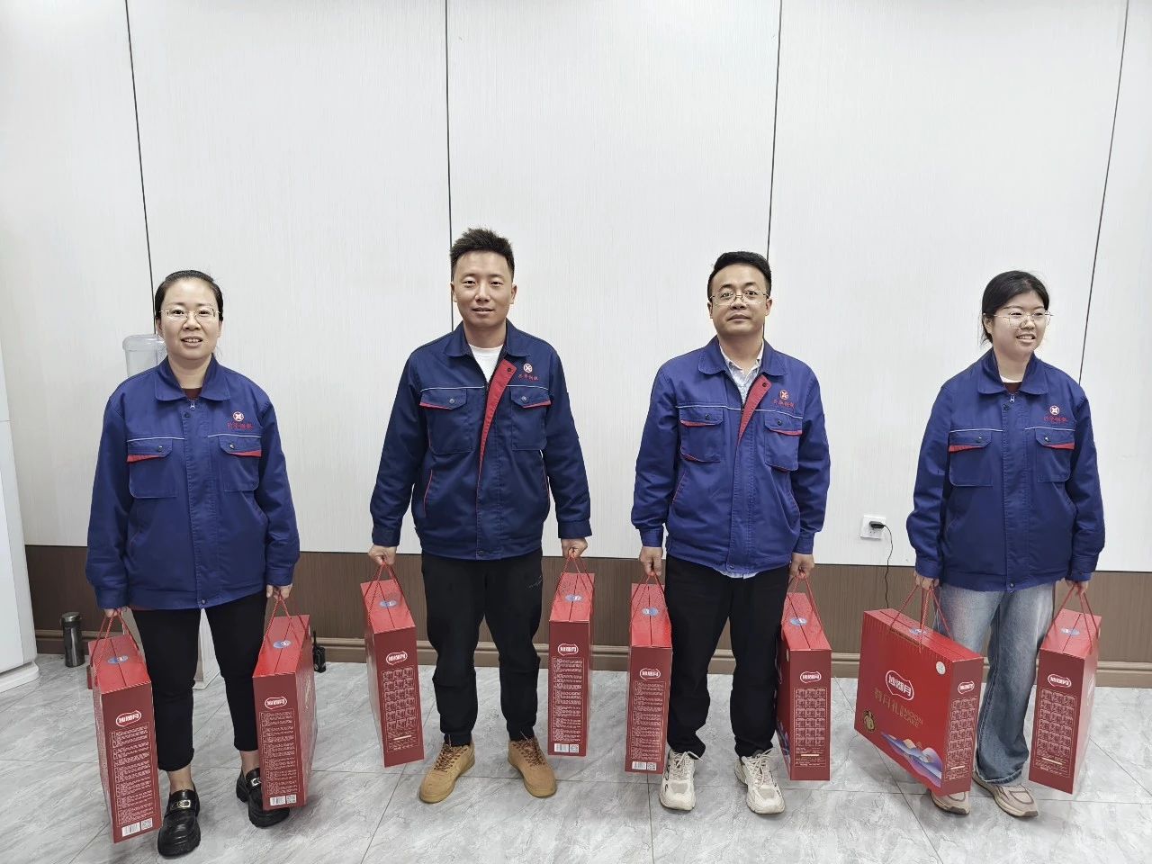 1726282579953.jpg 4.jpg