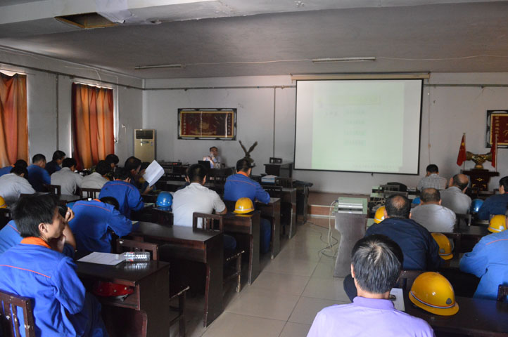 1973284982824280064.jpg 安环处邀请讲师到公司进行清洁生产培训.jpg