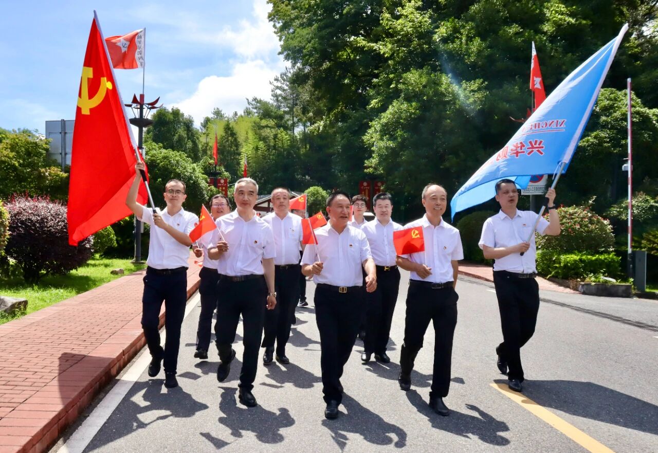 1759973444783.jpg 微信图片_2025-10-09_092856_591.jpg